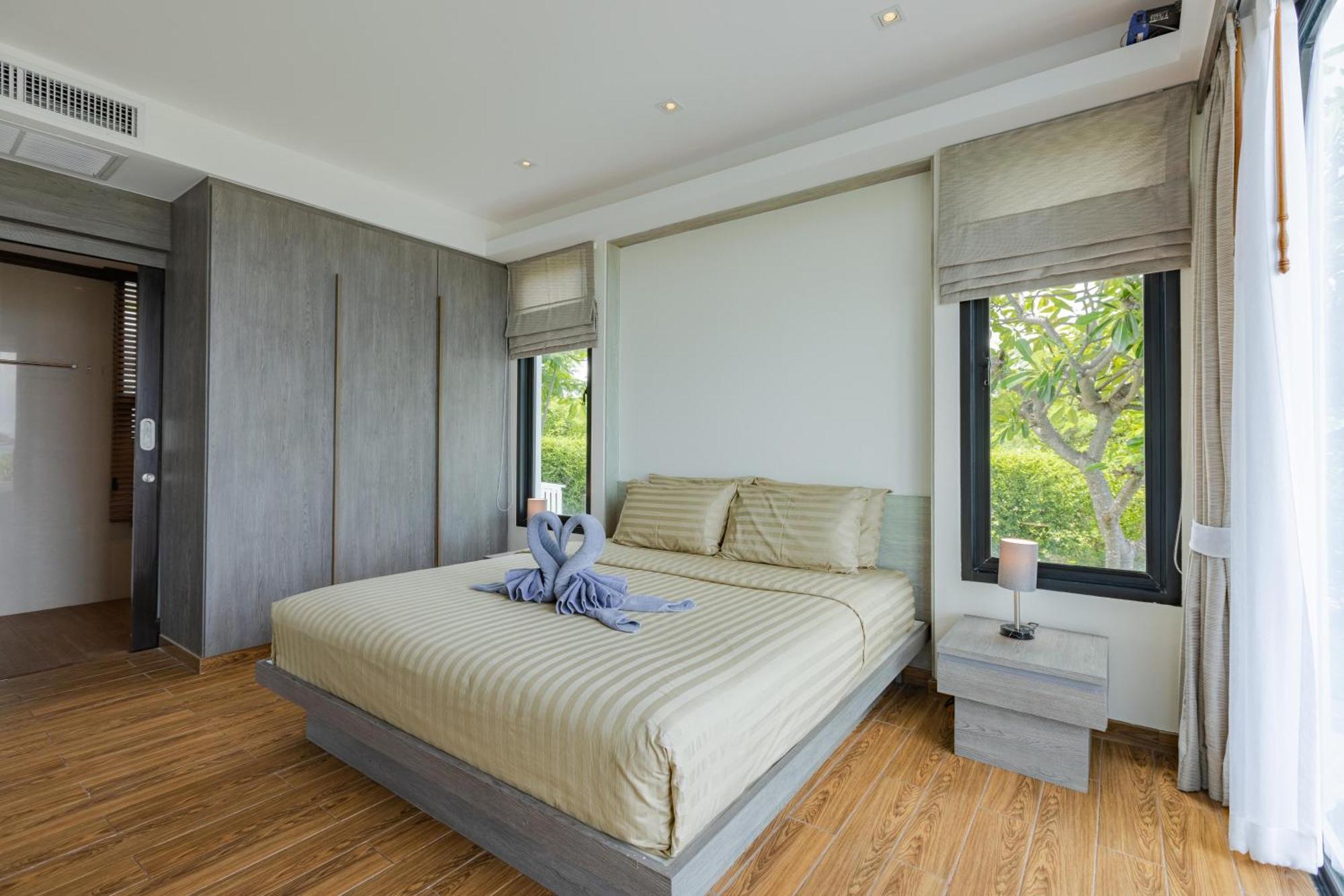 Beachfront Modern 4 Bedroom Pool Villa - Rv Хуа Хин Экстерьер фото
