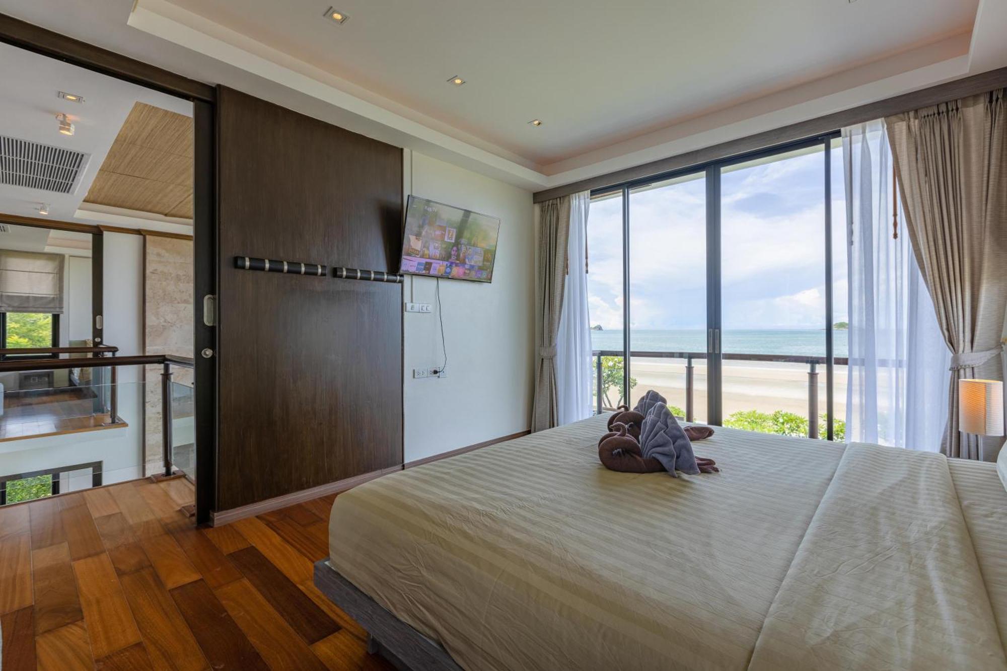 Beachfront Modern 4 Bedroom Pool Villa - Rv Хуа Хин Экстерьер фото