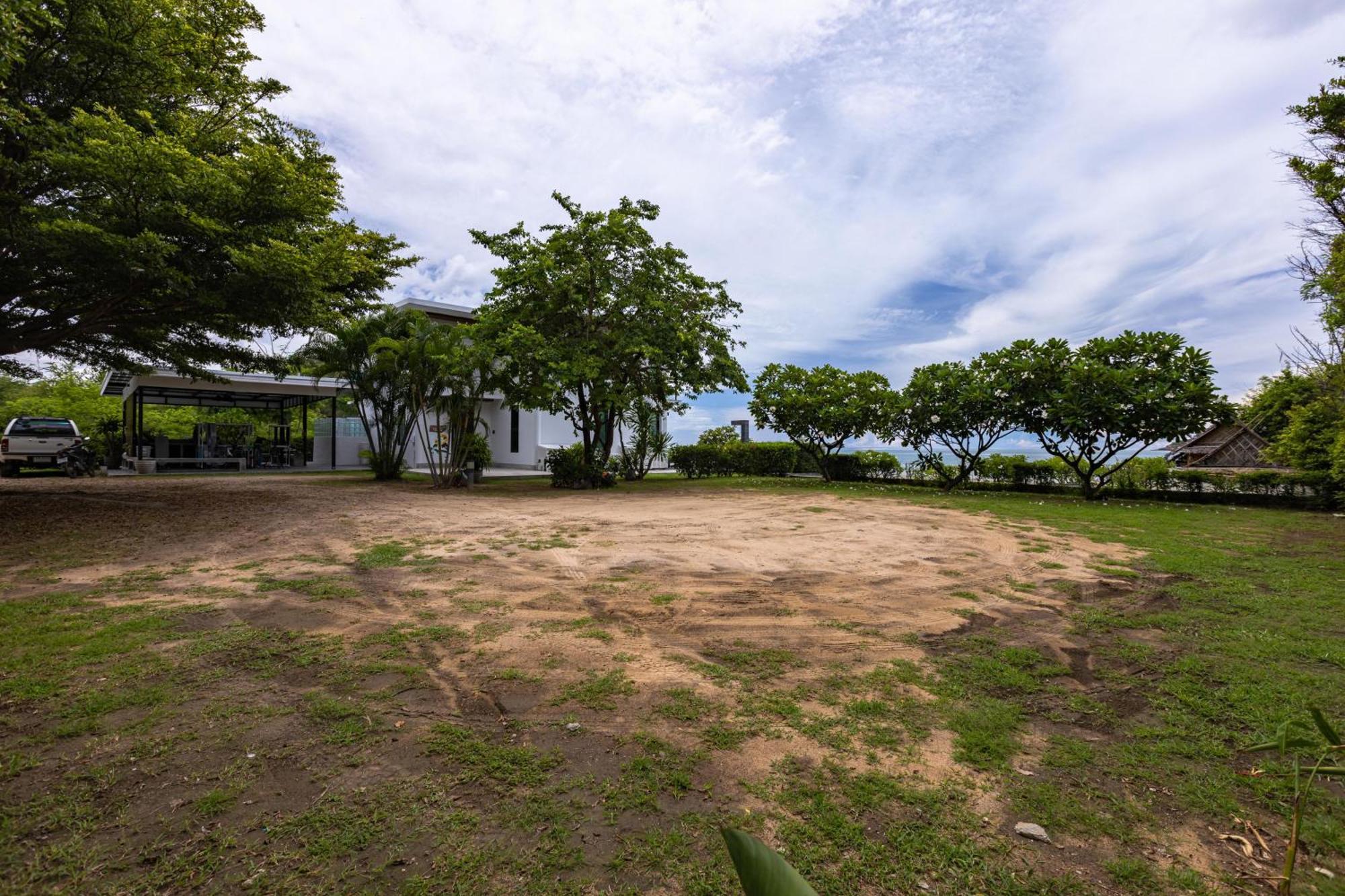 Beachfront Modern 4 Bedroom Pool Villa - Rv Хуа Хин Экстерьер фото